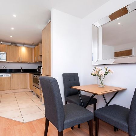 Central 2 Bed With Large Terrace Лондон Екстериор снимка