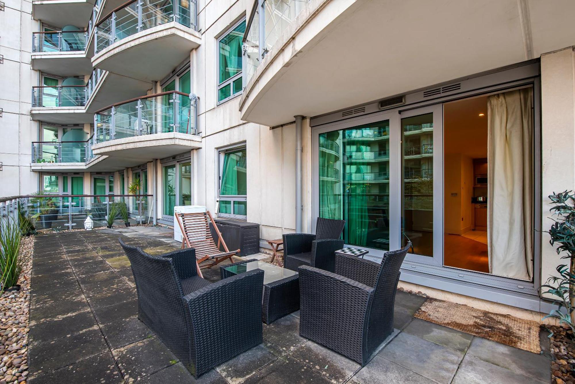 Central 2 Bed With Large Terrace Лондон Екстериор снимка