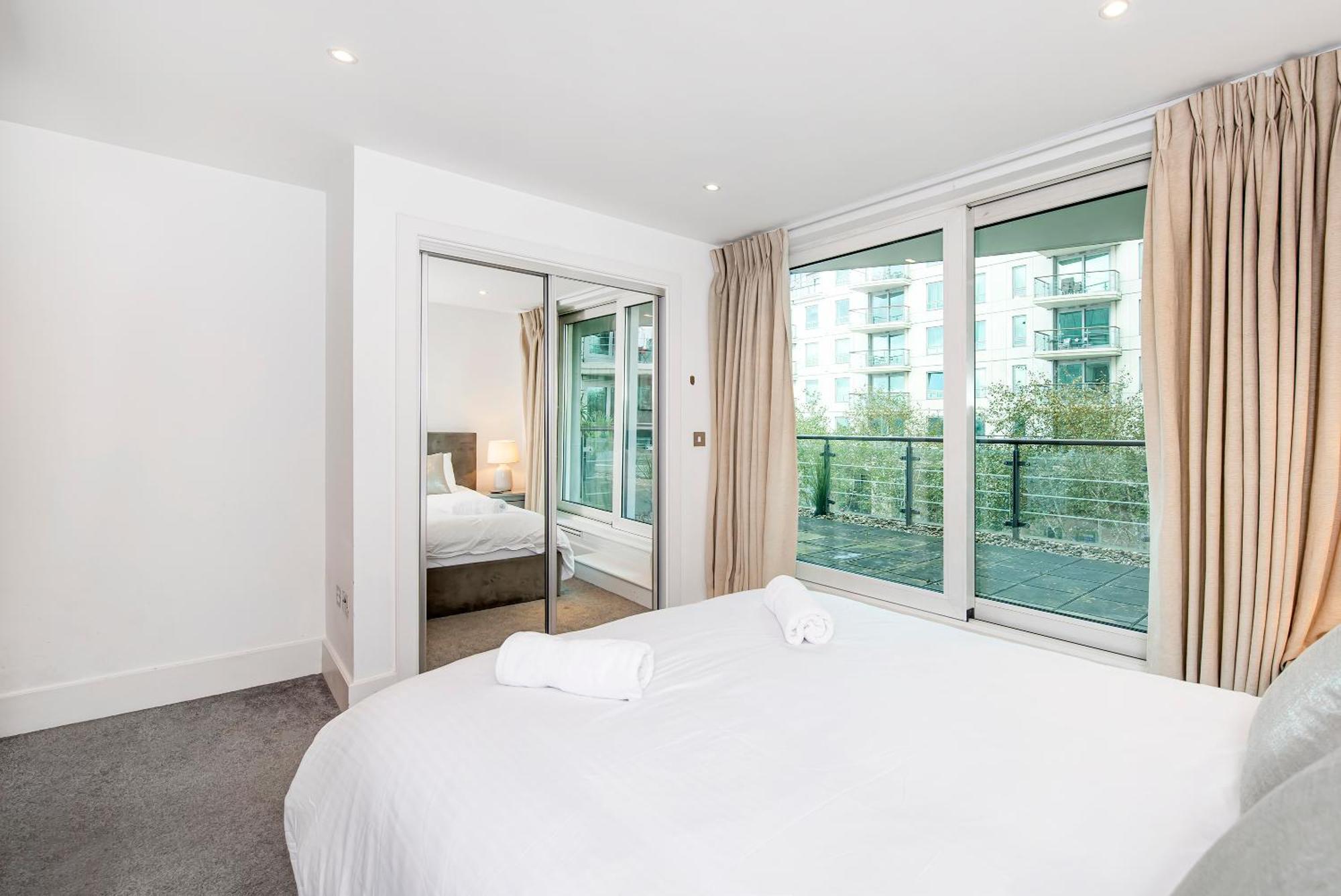 Central 2 Bed With Large Terrace Лондон Екстериор снимка