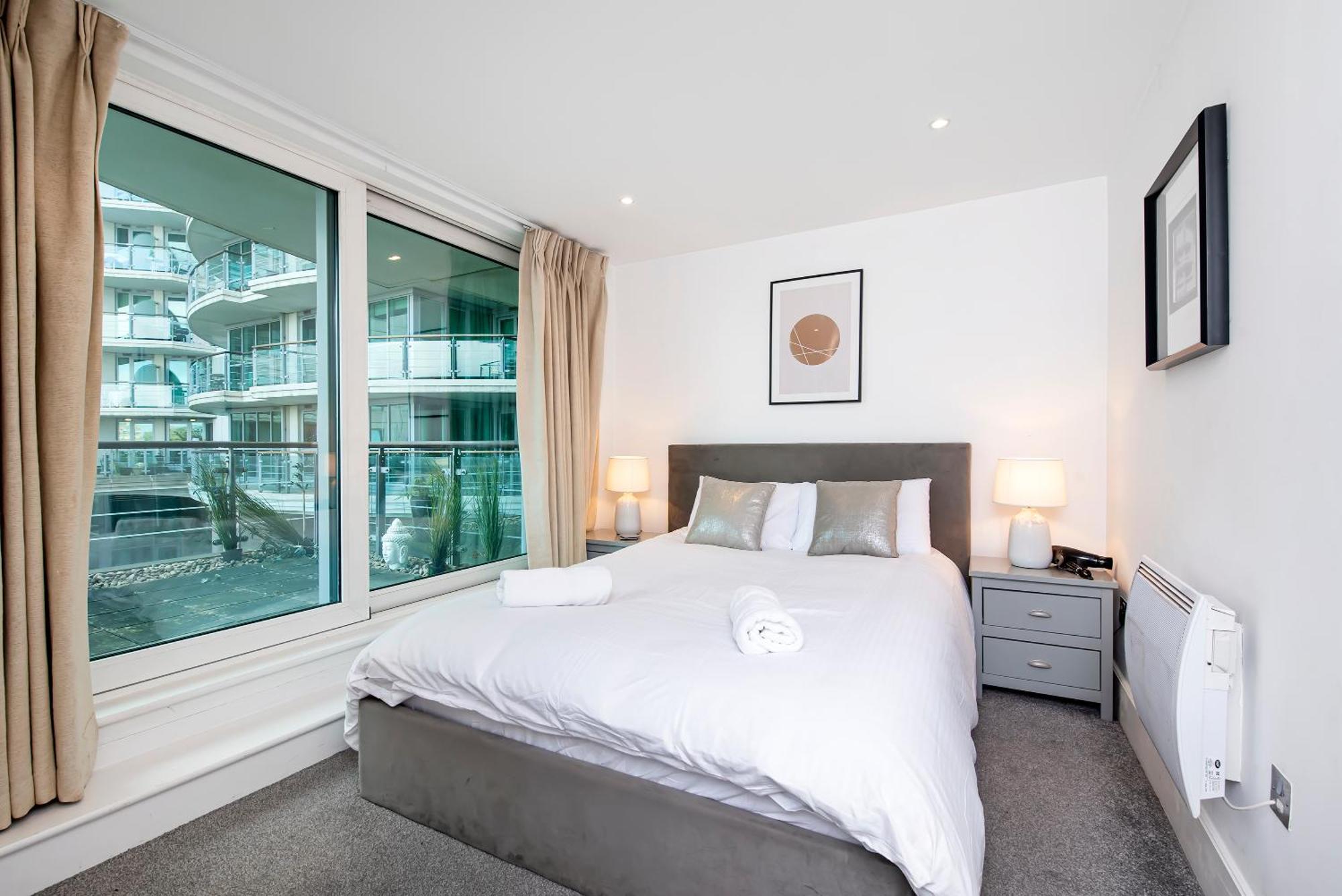 Central 2 Bed With Large Terrace Лондон Екстериор снимка