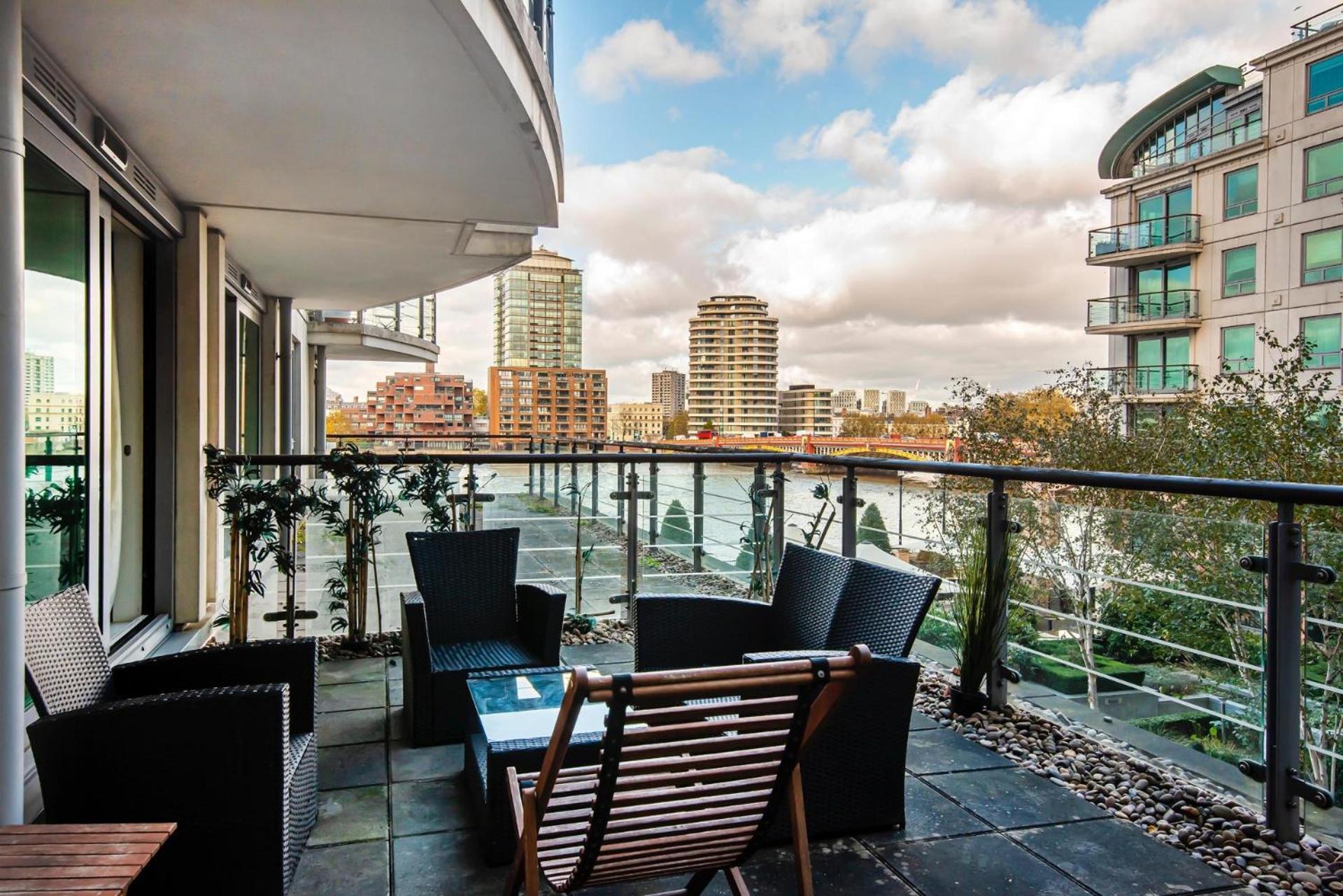 Central 2 Bed With Large Terrace Лондон Екстериор снимка